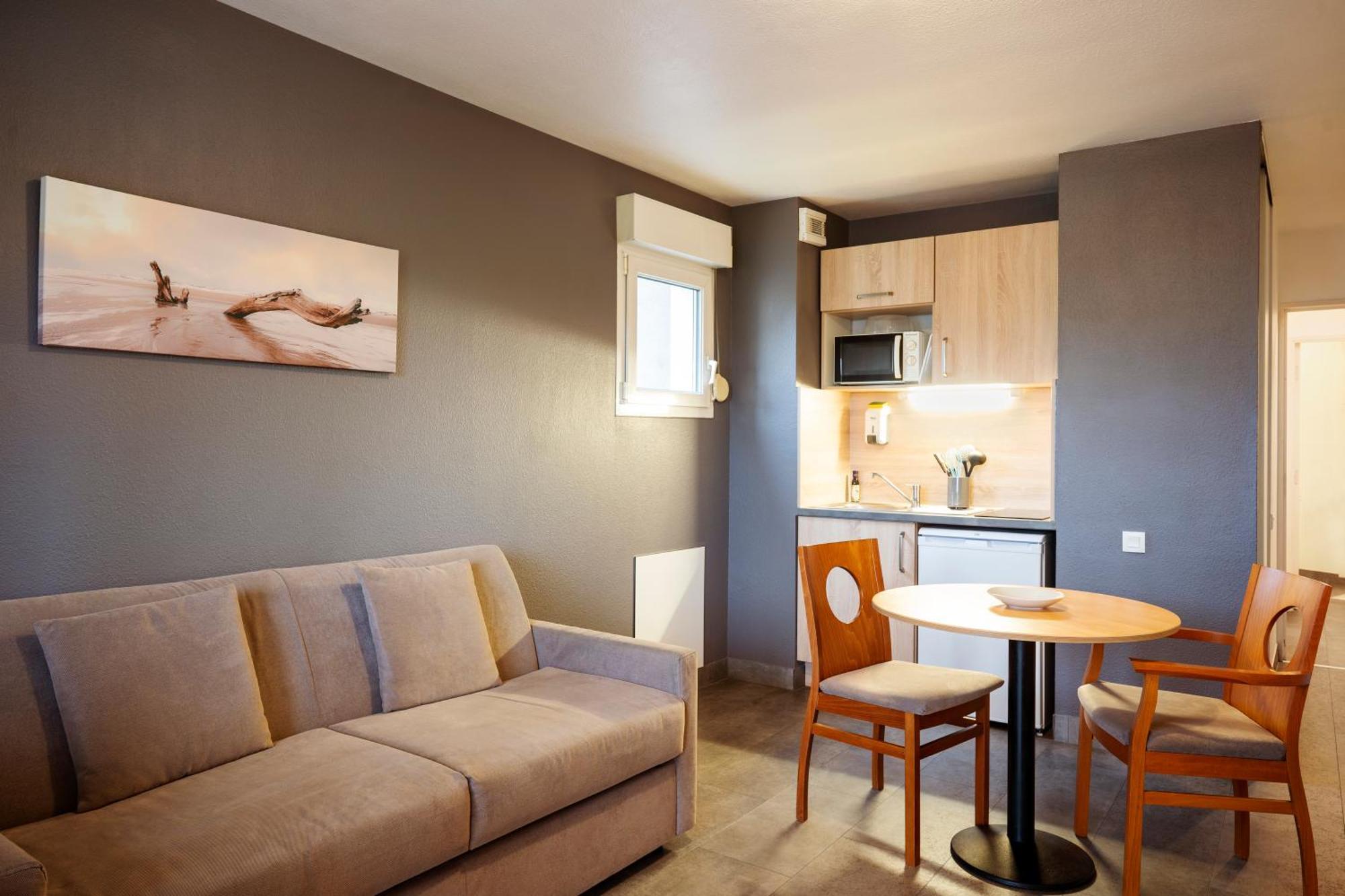 Sejours & Affaires Annecy Le Pont Neuf Lejlighedshotel Cran-Gévrier Eksteriør billede