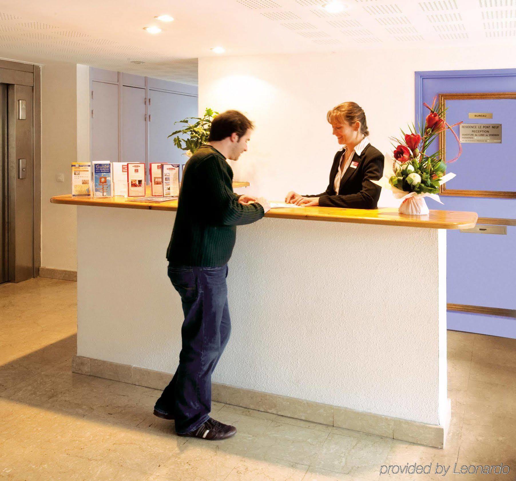 Sejours & Affaires Annecy Le Pont Neuf Lejlighedshotel Cran-Gévrier Eksteriør billede
